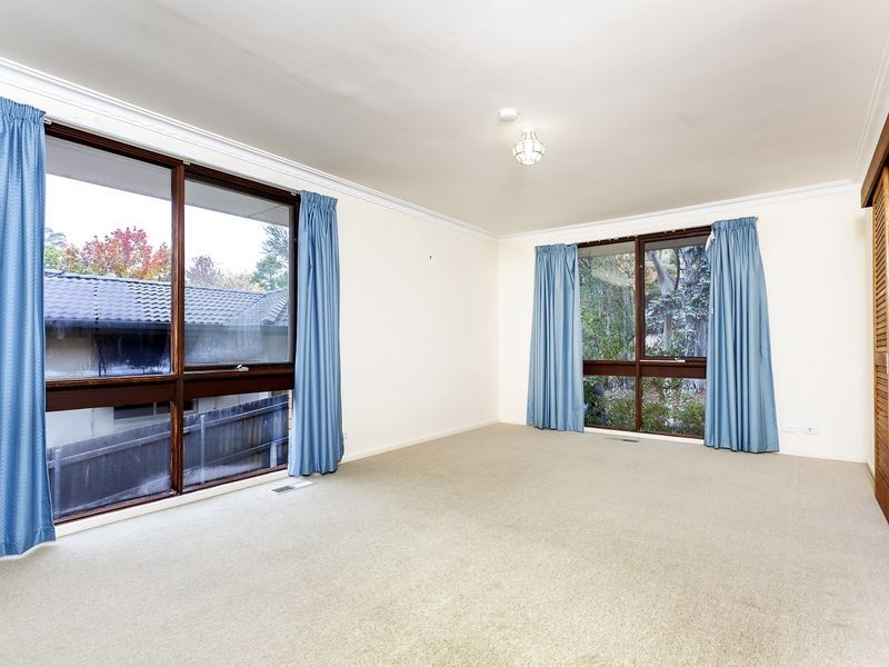 10 Cameron Street, Farrer ACT 2607