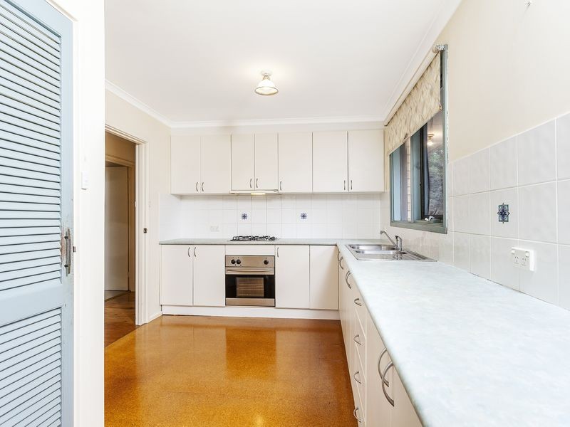 10 Cameron Street, Farrer ACT 2607
