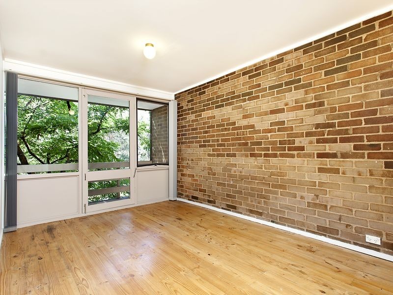 17 Barnet Close, Phillip ACT 2606
