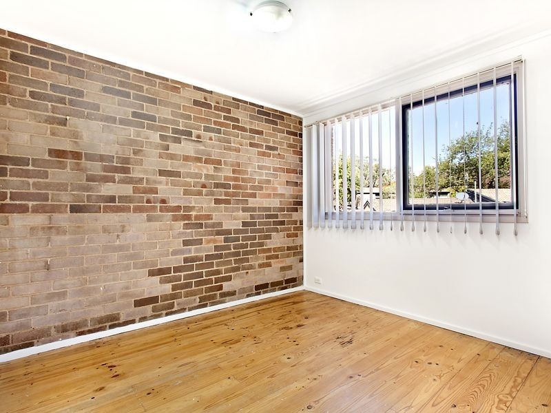 17 Barnet Close, Phillip ACT 2606