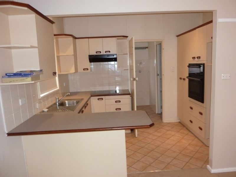 14 Nimbin Street, Narrabundah ACT 2604