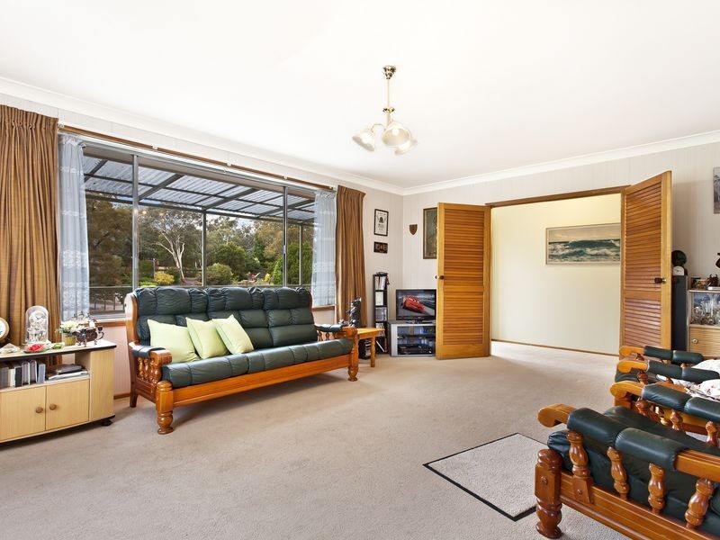 11 McAlpine Place, Farrer ACT 2607