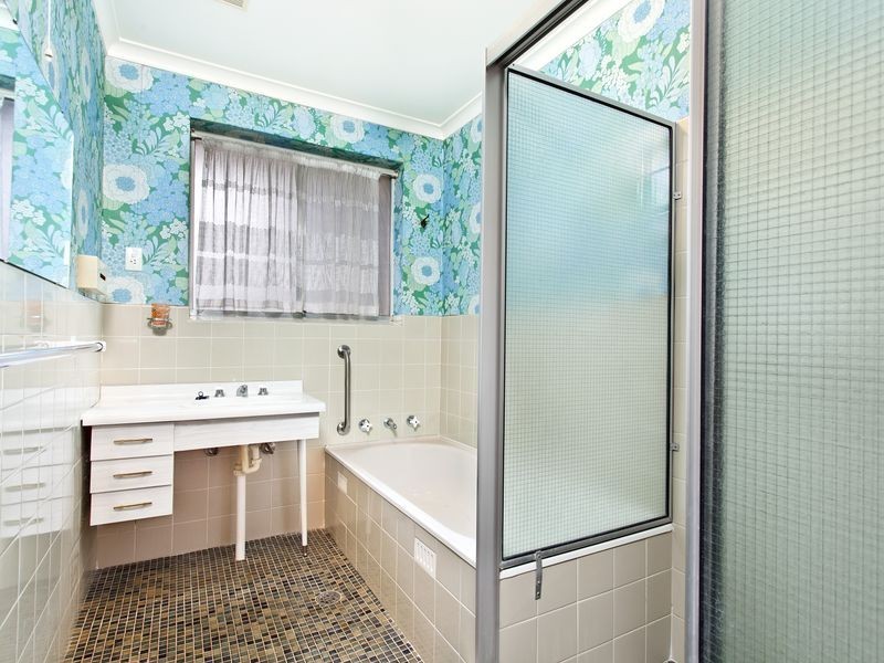 11 McAlpine Place, Farrer ACT 2607