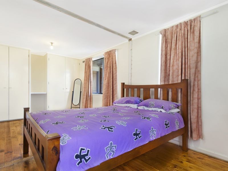 148 Goyder Street, Narrabundah ACT 2604