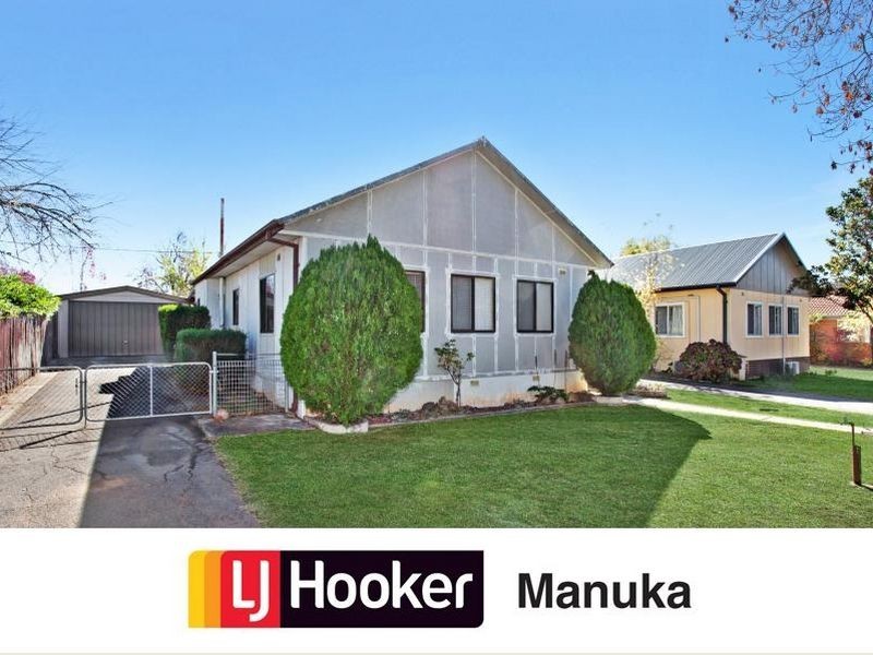 5 Anembo Street, Narrabundah ACT 2604