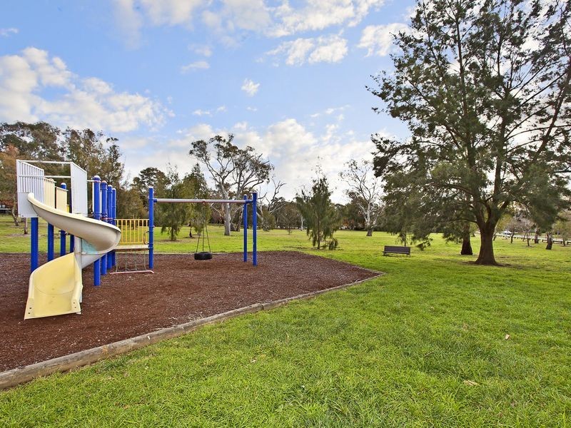 3 Gawler Crescent, Deakin ACT 2600