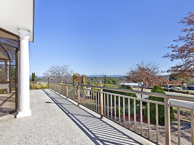 27 Grey Street, Deakin ACT 2600