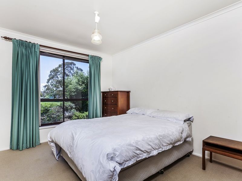 18 Dale Circuit, Kambah ACT 2902