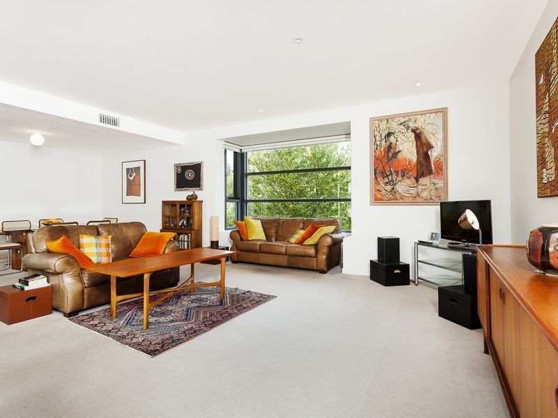 33/9 Eastlake Parade, Kingston ACT 2604