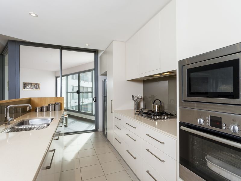 33/9 Eastlake Parade, Kingston ACT 2604