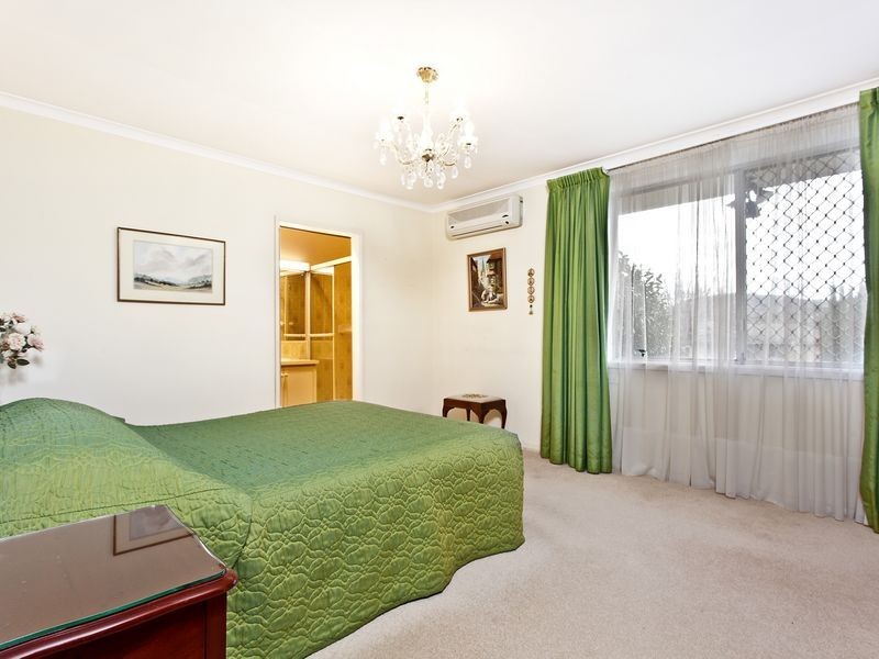 7 Becke Place, Garran ACT 2605