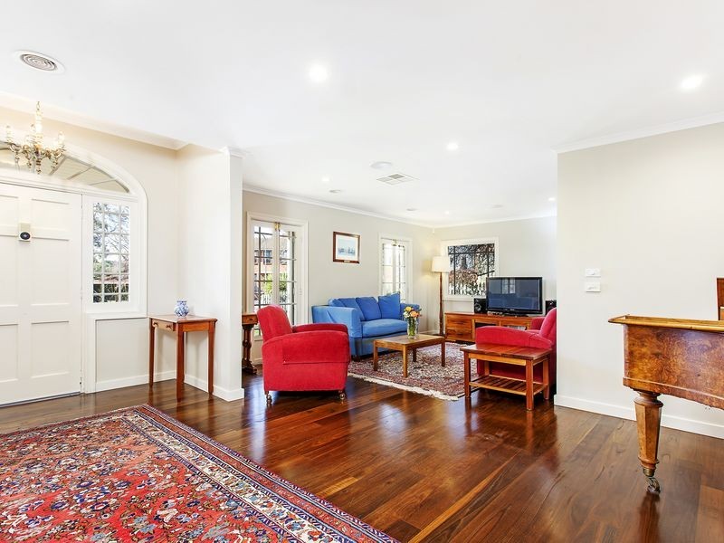 6 Blakely Row, Yarralumla ACT 2600