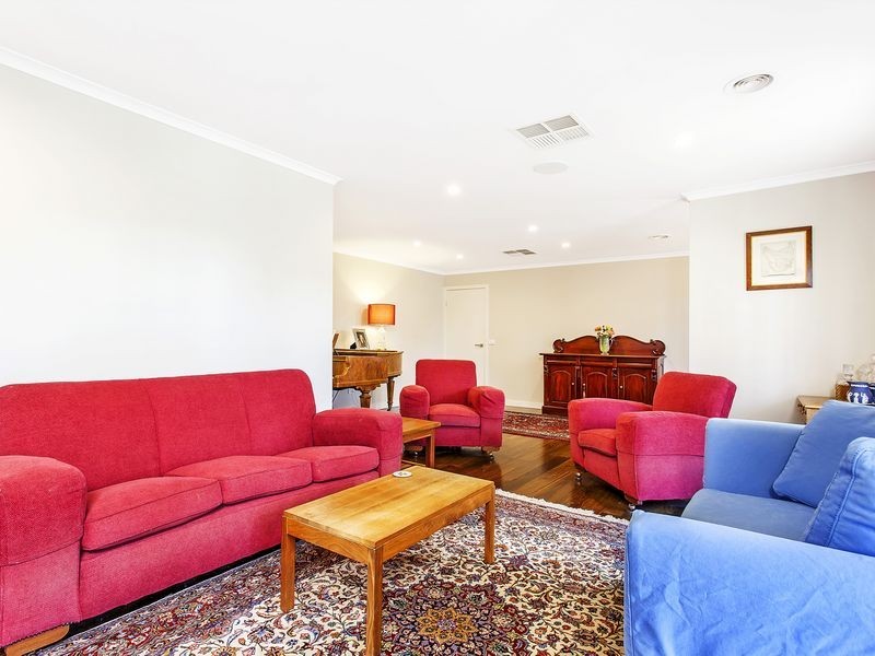 6 Blakely Row, Yarralumla ACT 2600