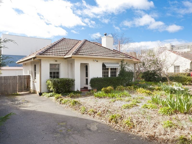 25 Howitt Street, Kingston ACT 2604