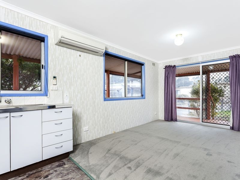 6 Conifer Avenue, Symonston ACT 2609