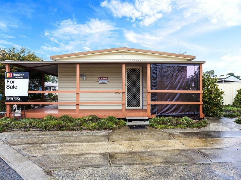6 Conifer Avenue, Symonston ACT 2609