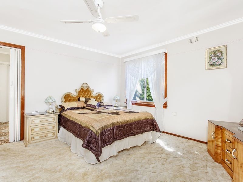 10 Carrington Street, Deakin ACT 2600