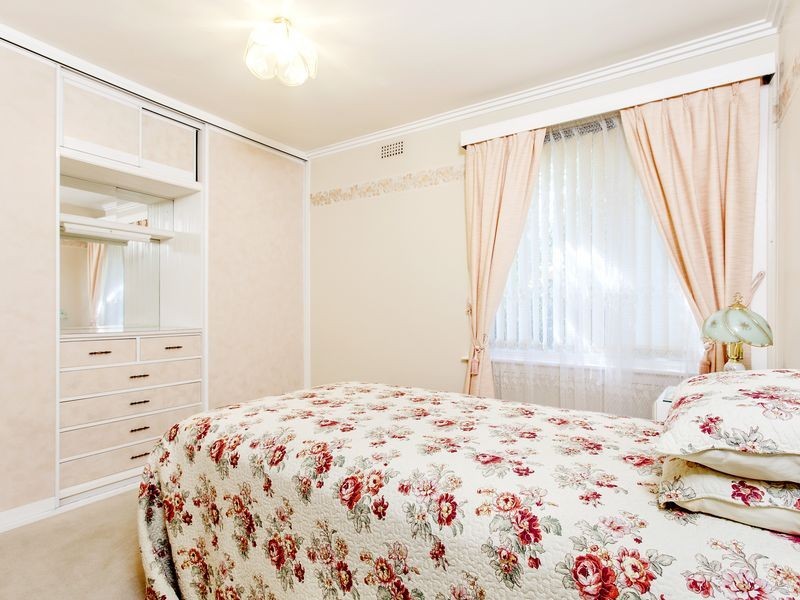 10 Carrington Street, Deakin ACT 2600