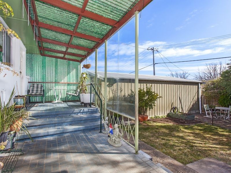 10 Carrington Street, Deakin ACT 2600