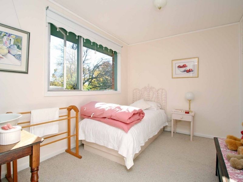 20 Bayley Street, Narrabundah ACT 2604