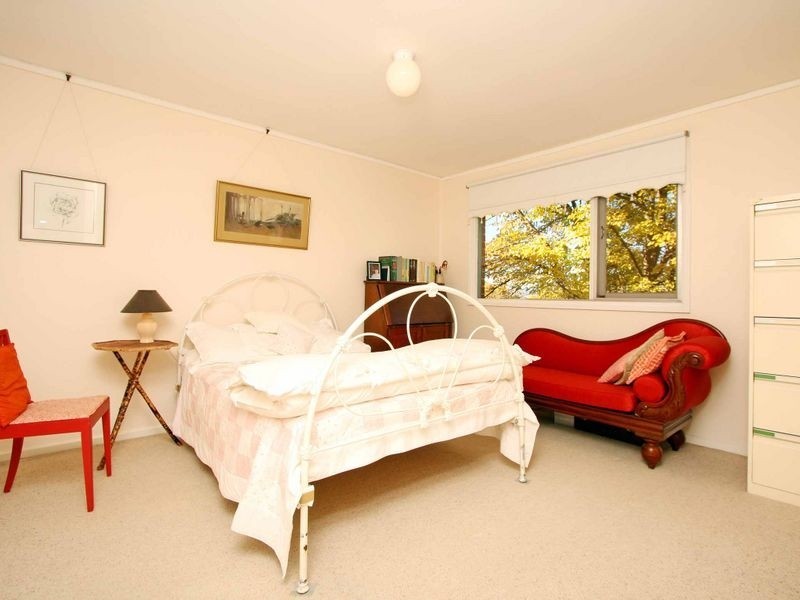 20 Bayley Street, Narrabundah ACT 2604