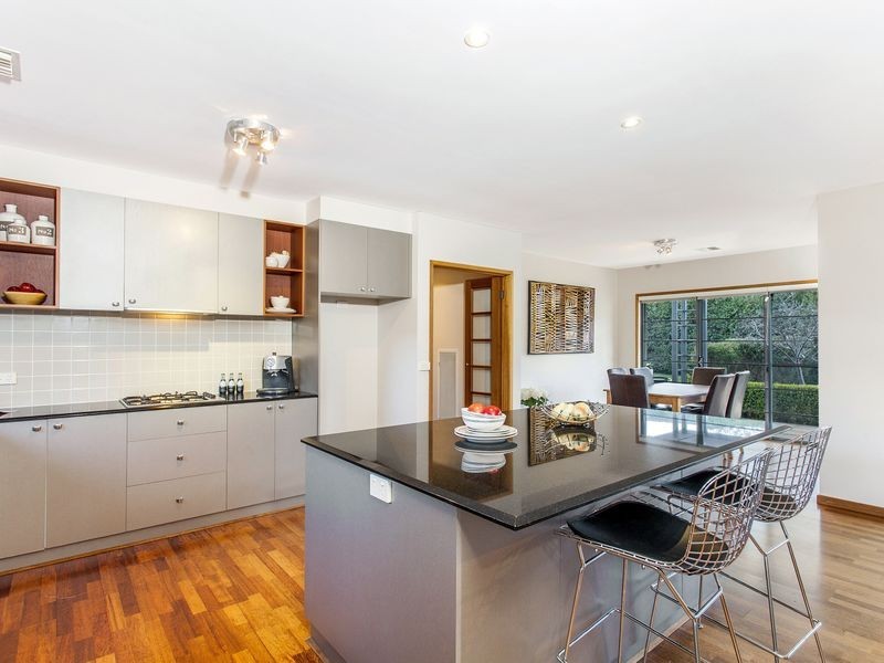 13 Stephens Place, Garran ACT 2605