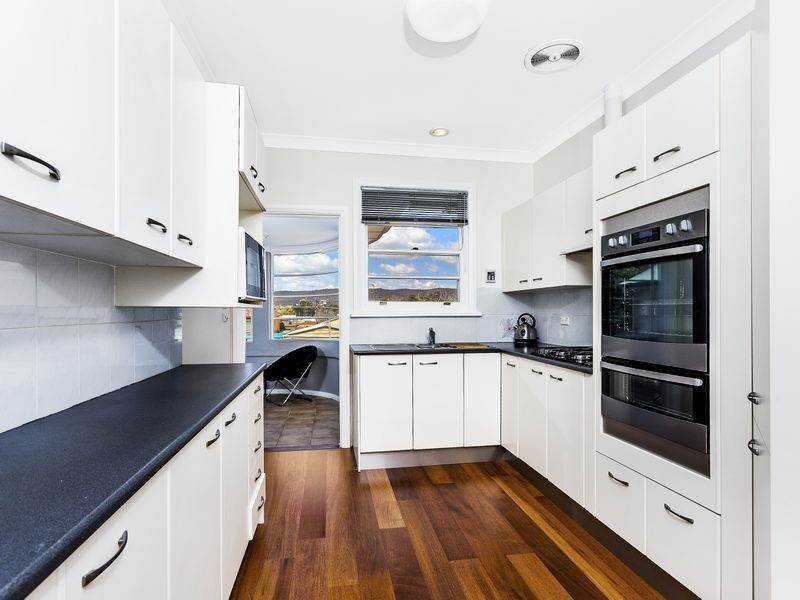 14 The Crescent, Queanbeyan NSW 2620