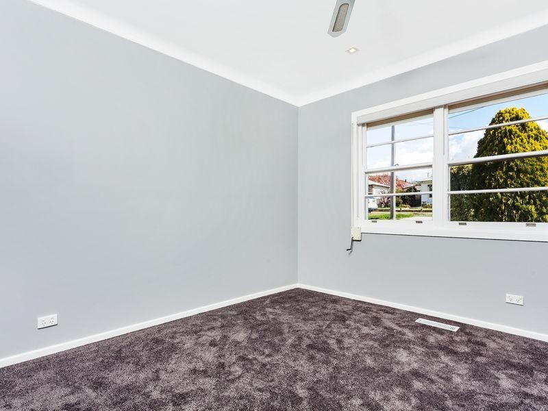 14 The Crescent, Queanbeyan NSW 2620