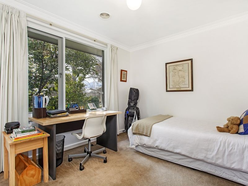 10 Arnhem Place, Red Hill ACT 2603