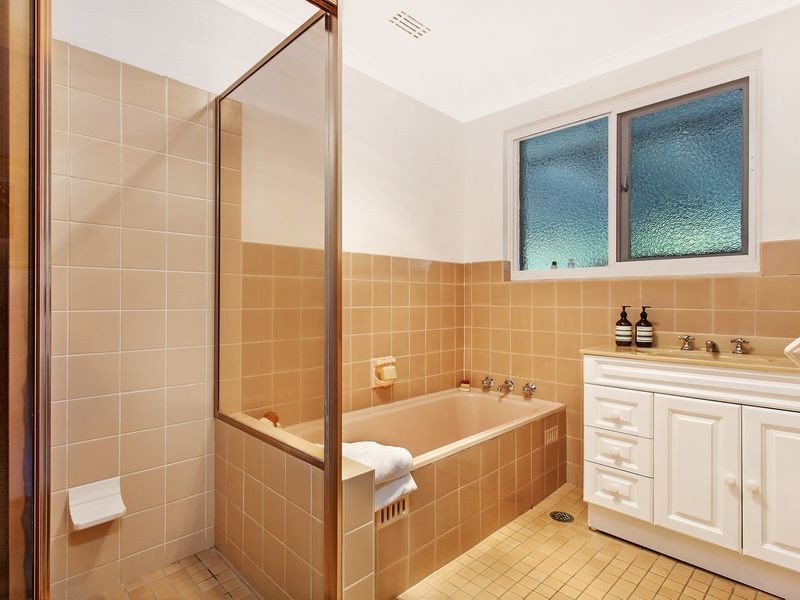 10 Arnhem Place, Red Hill ACT 2603