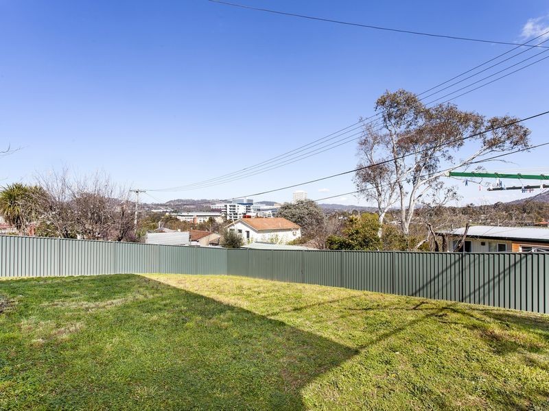 13 Deloraine Street, Lyons ACT 2606