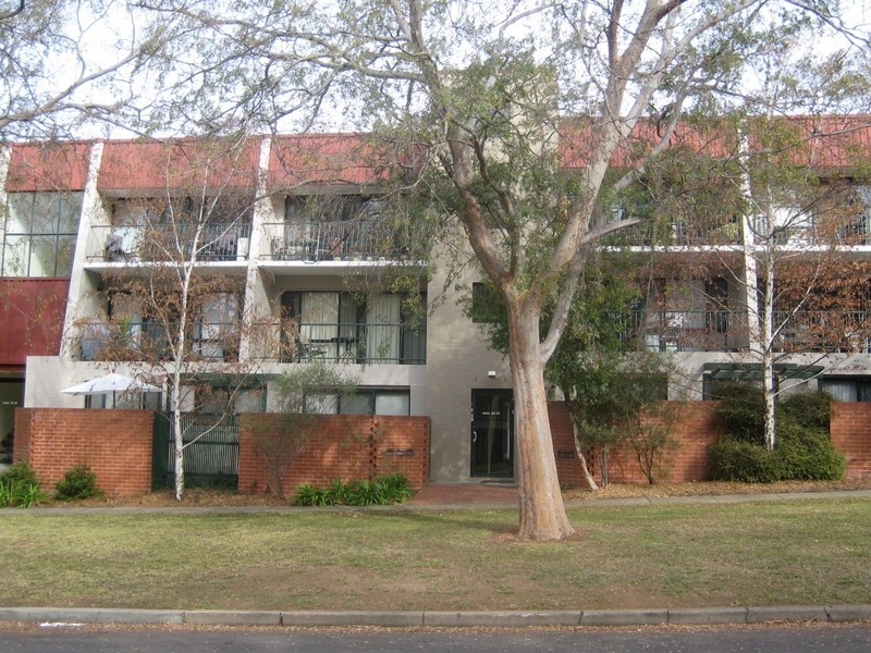 26/10 Ovens Street, Griffith ACT 2603