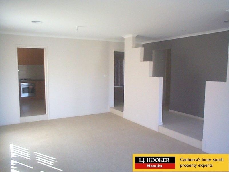 6 McGilvray Close, Gordon ACT 2906