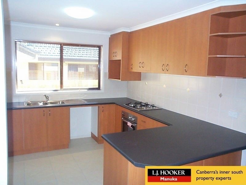 6 McGilvray Close, Gordon ACT 2906