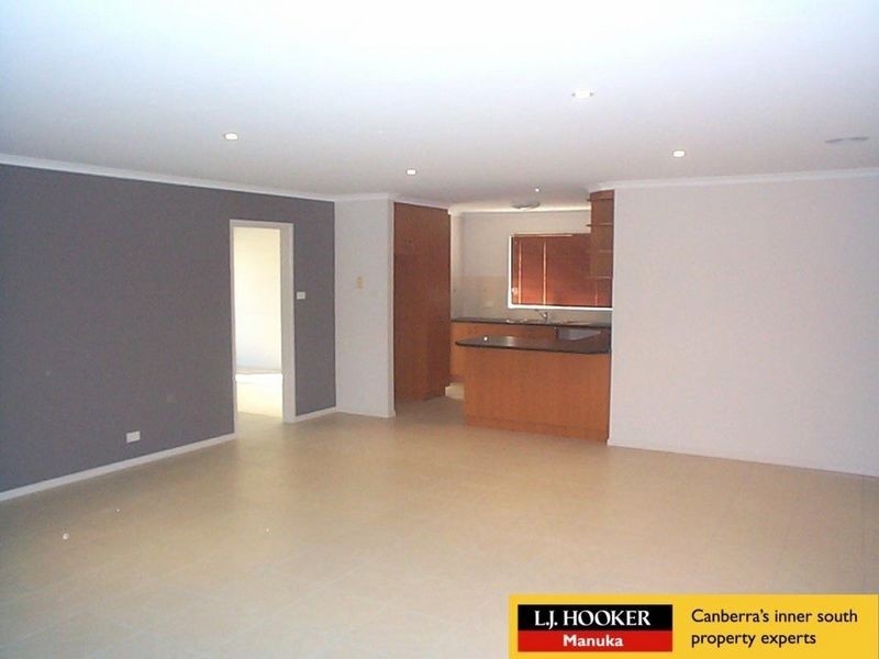 6 McGilvray Close, Gordon ACT 2906