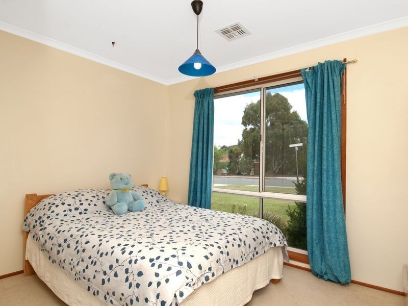 26 Preddey Way, Gordon ACT 2906