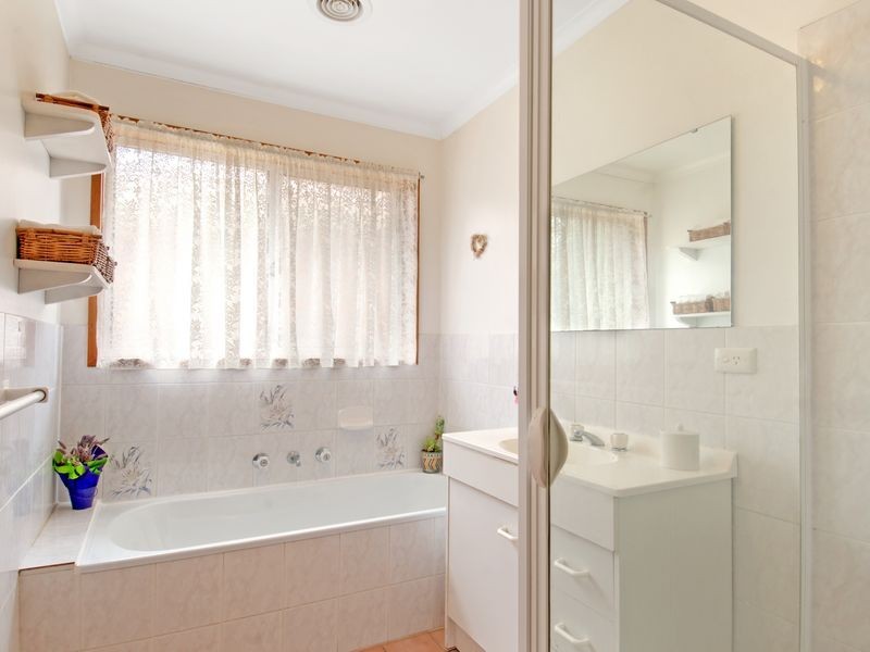 26 Preddey Way, Gordon ACT 2906