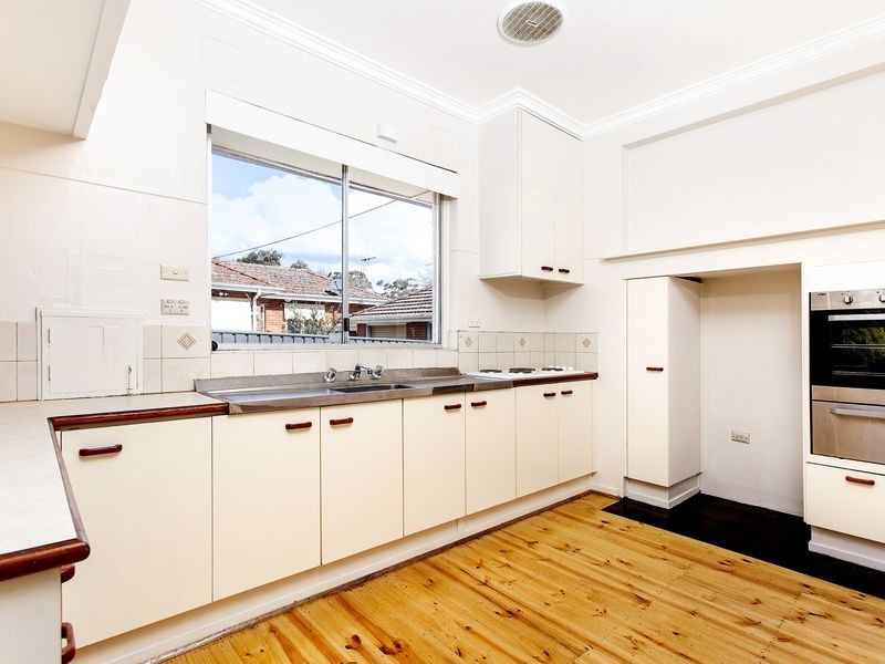 16 Landsborough Street, Griffith ACT 2603
