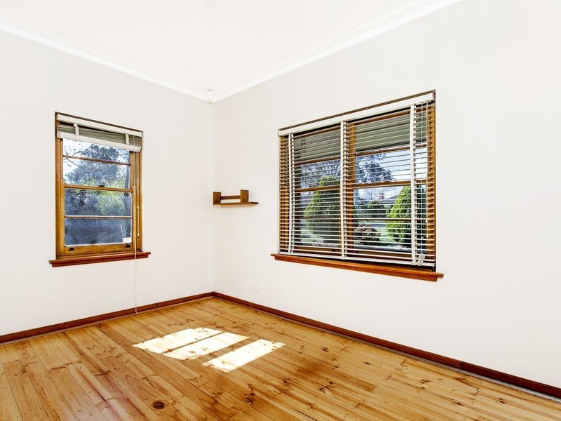 16 Landsborough Street, Griffith ACT 2603