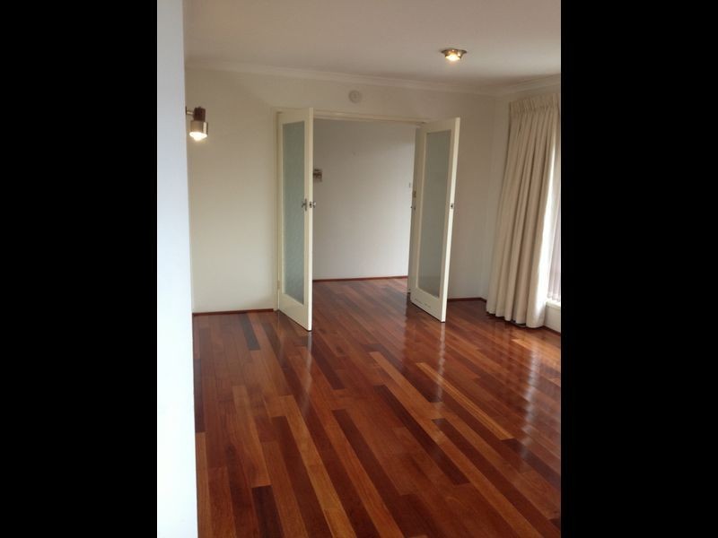 100 Kitchener Street, Garran ACT 2605