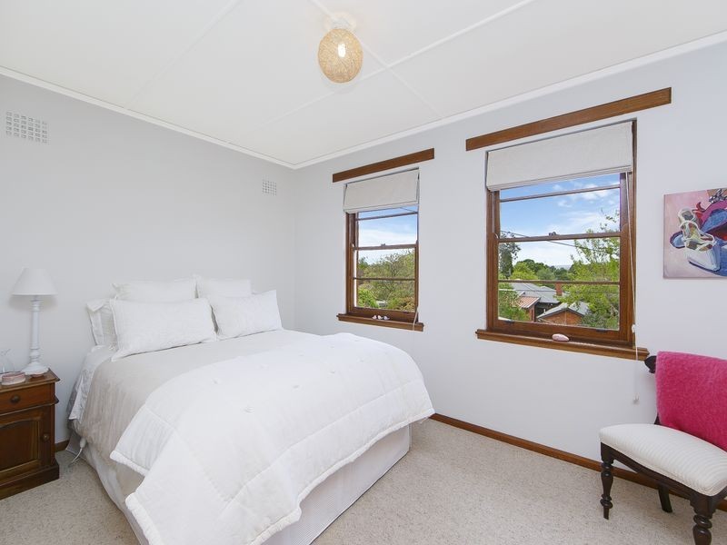 21 Vaughan Gardens, Narrabundah ACT 2604