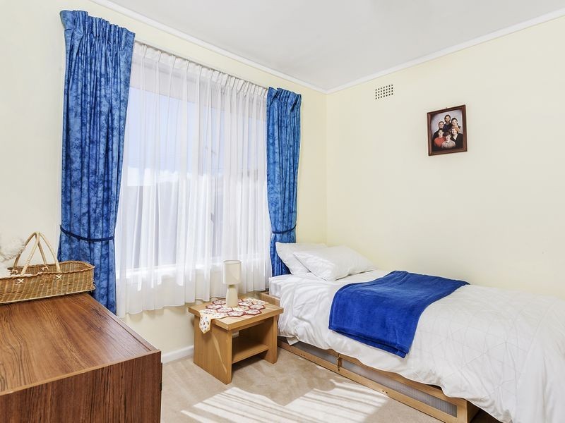 110 Eggleston Crescent, Chifley ACT 2606
