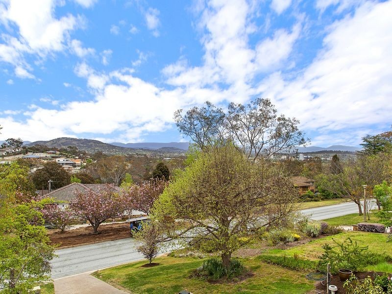 17 Richardson Street, Garran ACT 2605