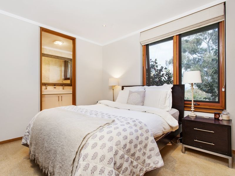 16 Cobby Street, Campbell ACT 2612