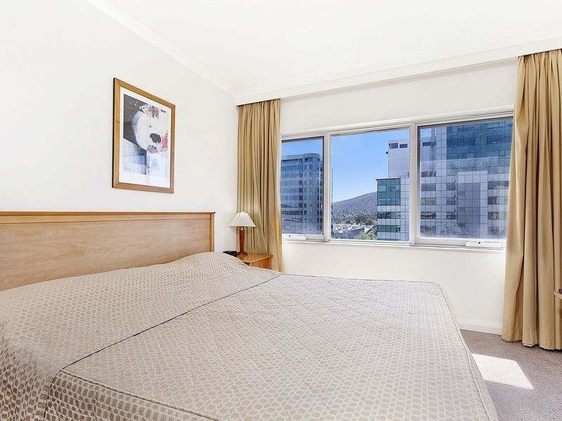 701/2 Akuna Street, City ACT 2601