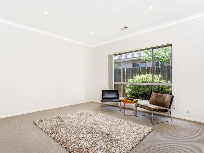 147 Hoskins Street, Franklin ACT 2913