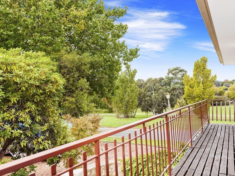 24 Renwick Street, Chifley ACT 2606