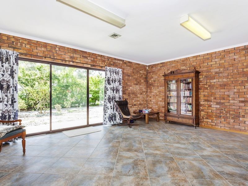49 Couvreur Street, Garran ACT 2605