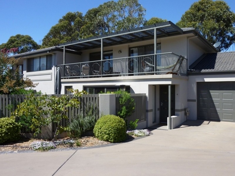 4/9 Tasman Close, Lyons ACT 2606