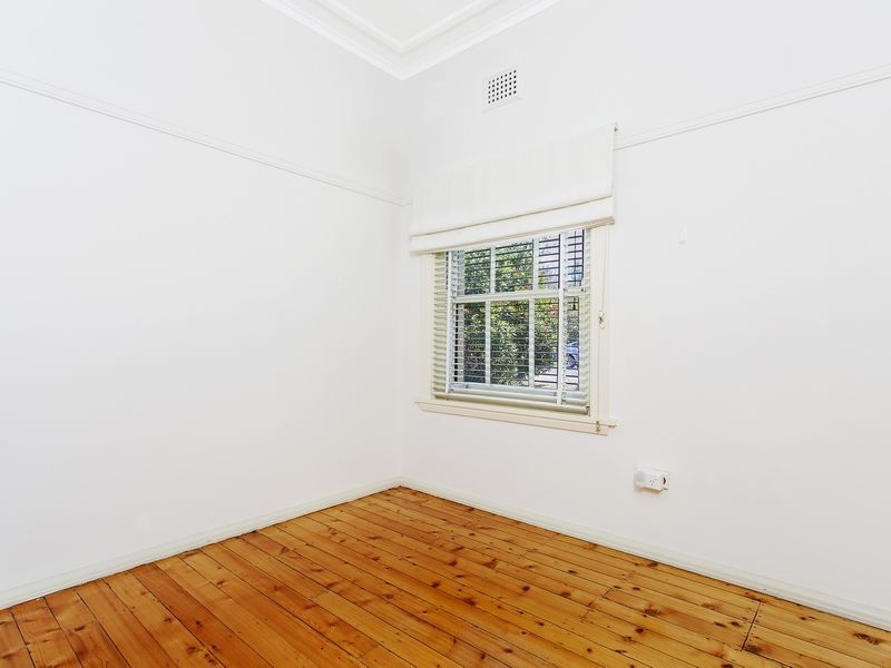 18 Belmore Gardens, Barton ACT 2600